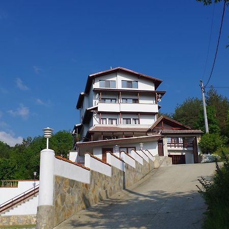 Family Hotel Diana Lyaskovo  Экстерьер фото