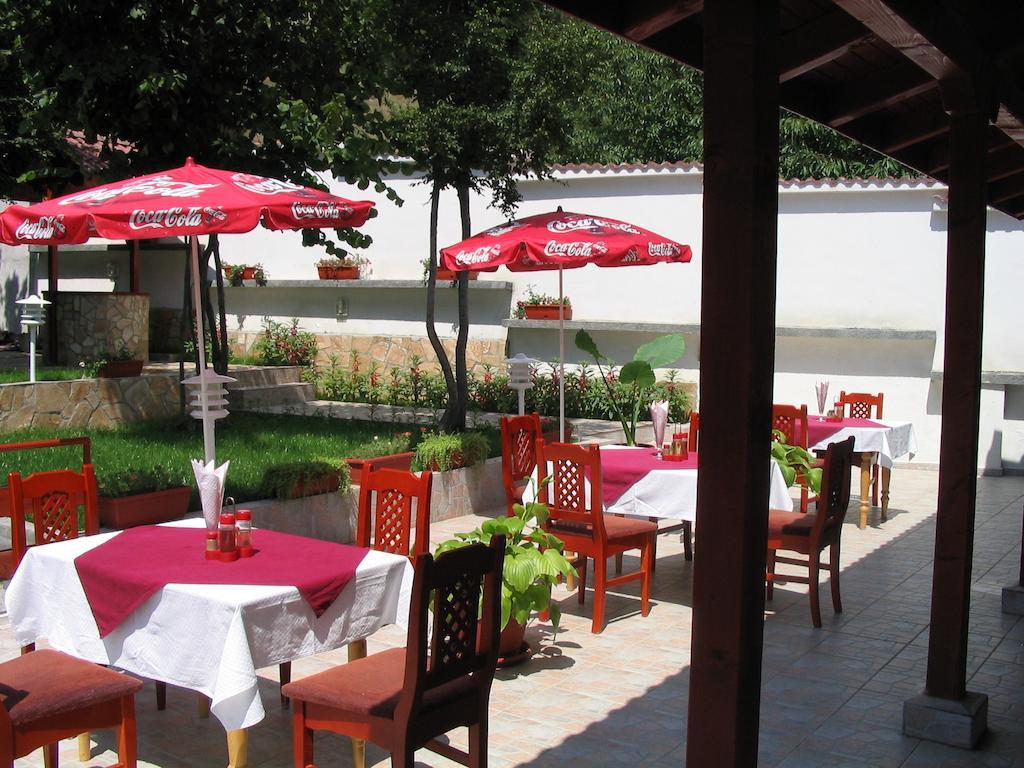 Family Hotel Diana Lyaskovo  Экстерьер фото