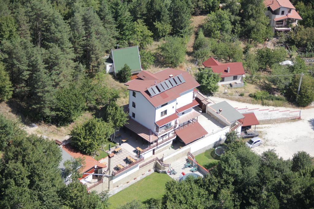 Family Hotel Diana Lyaskovo  Экстерьер фото